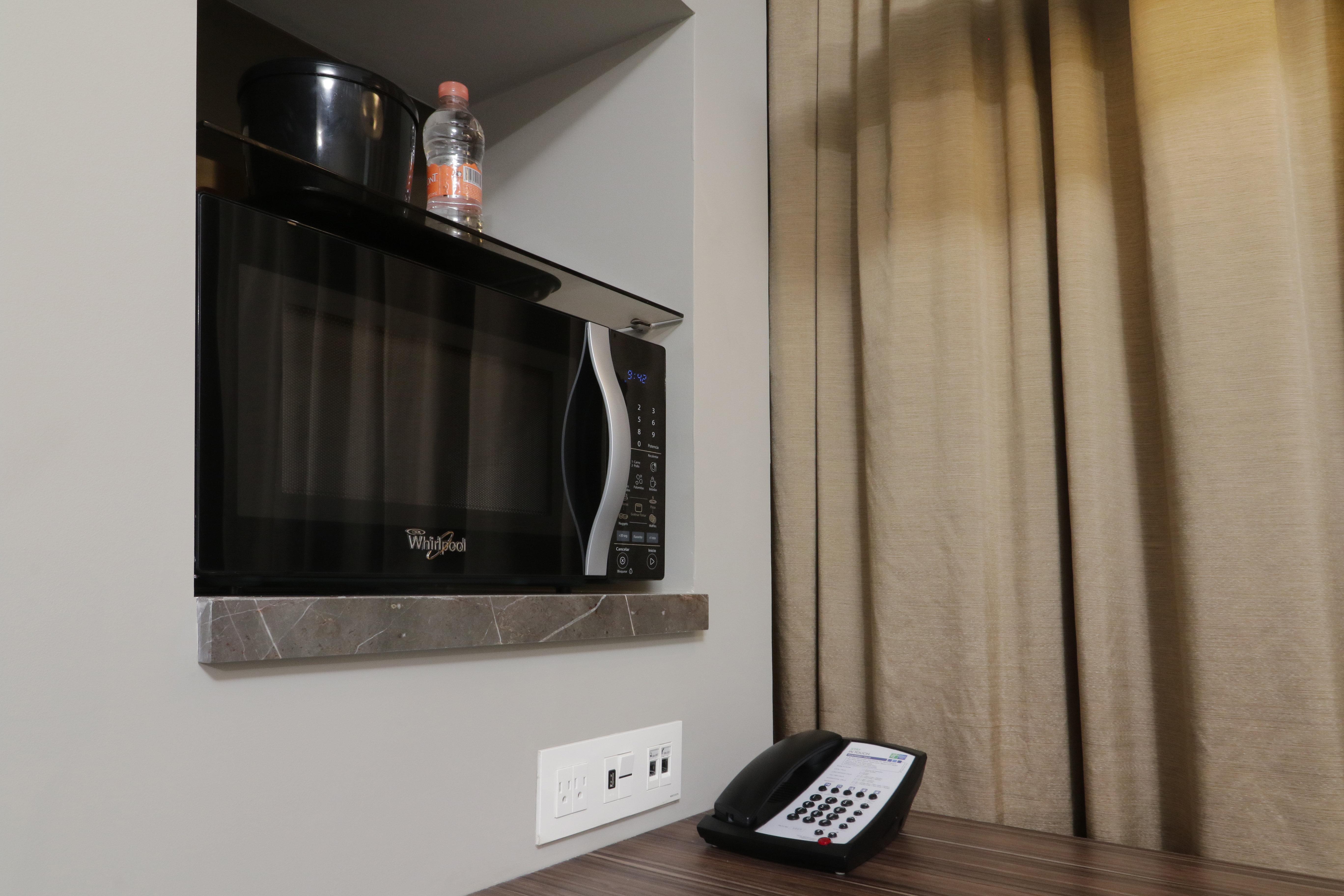 Holiday Inn Express & Suites Monterrey Valle By Ihg San Pedro Garza Garcia Екстер'єр фото