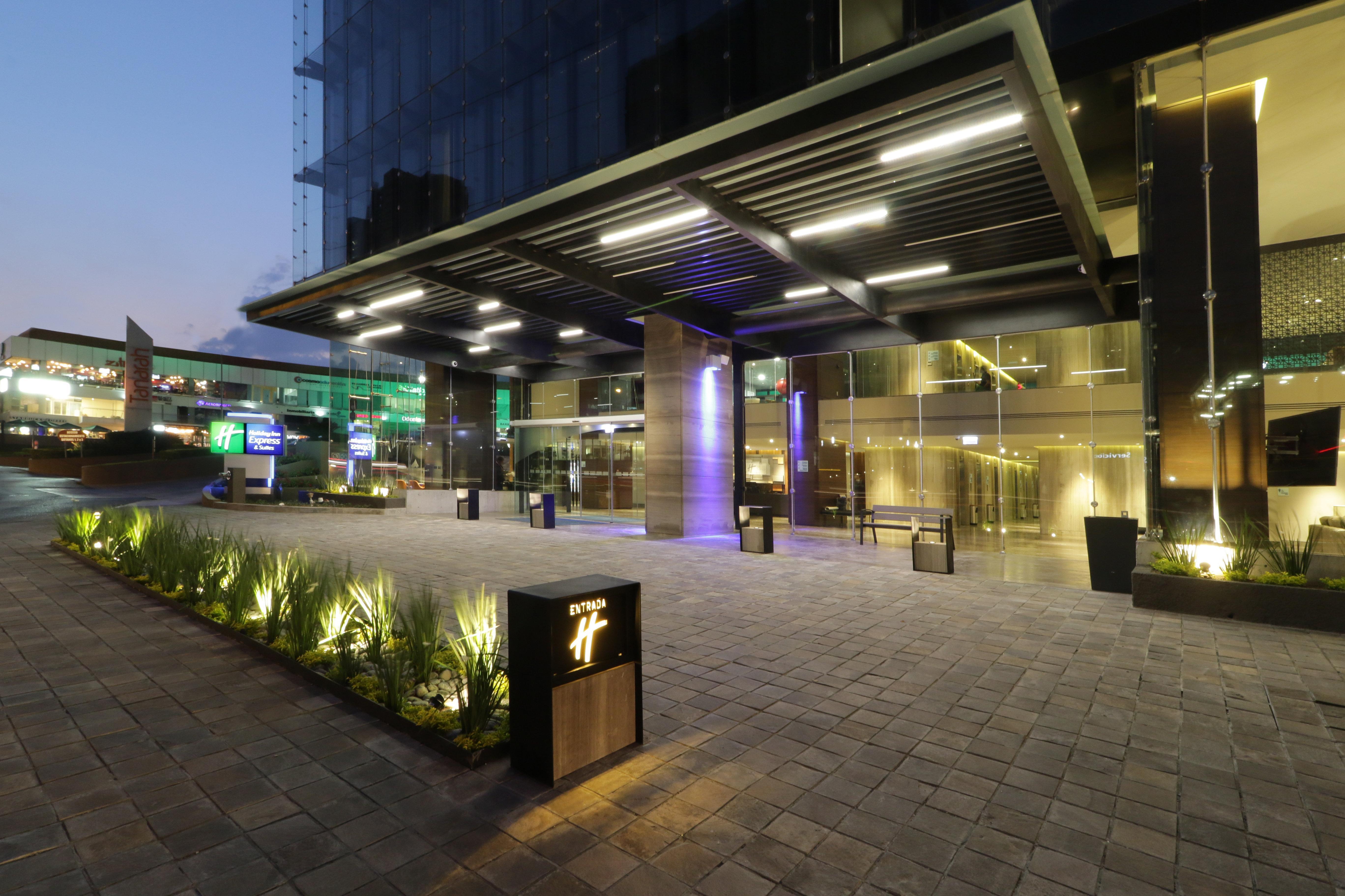 Holiday Inn Express & Suites Monterrey Valle By Ihg San Pedro Garza Garcia Екстер'єр фото