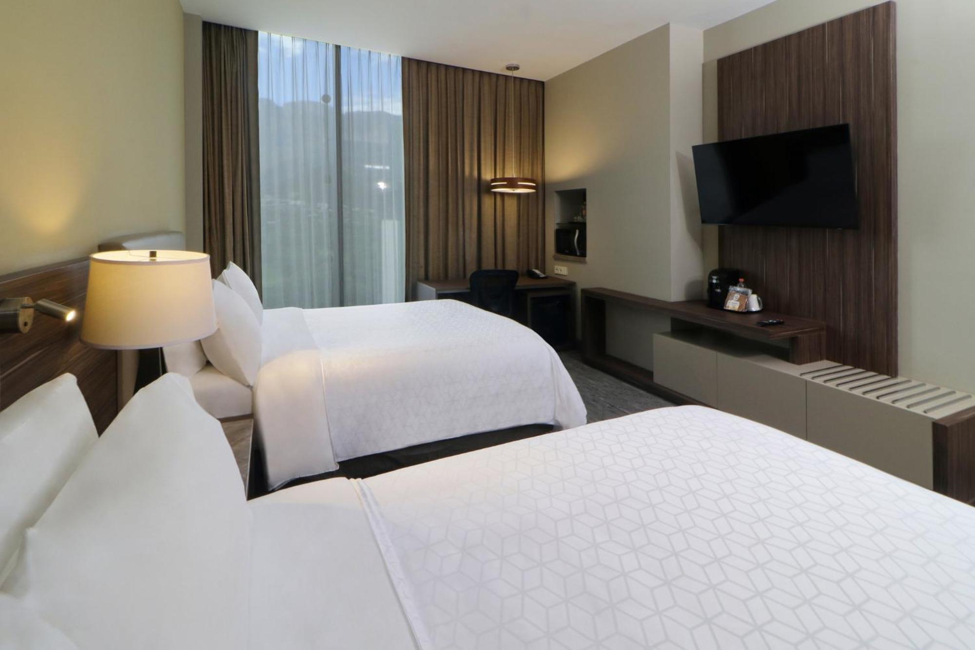 Holiday Inn Express & Suites Monterrey Valle By Ihg San Pedro Garza Garcia Екстер'єр фото