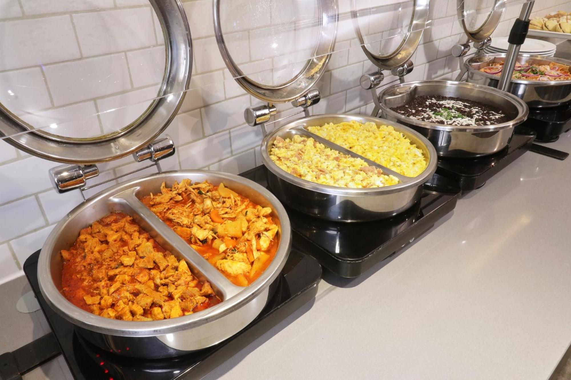 Holiday Inn Express & Suites Monterrey Valle By Ihg San Pedro Garza Garcia Екстер'єр фото