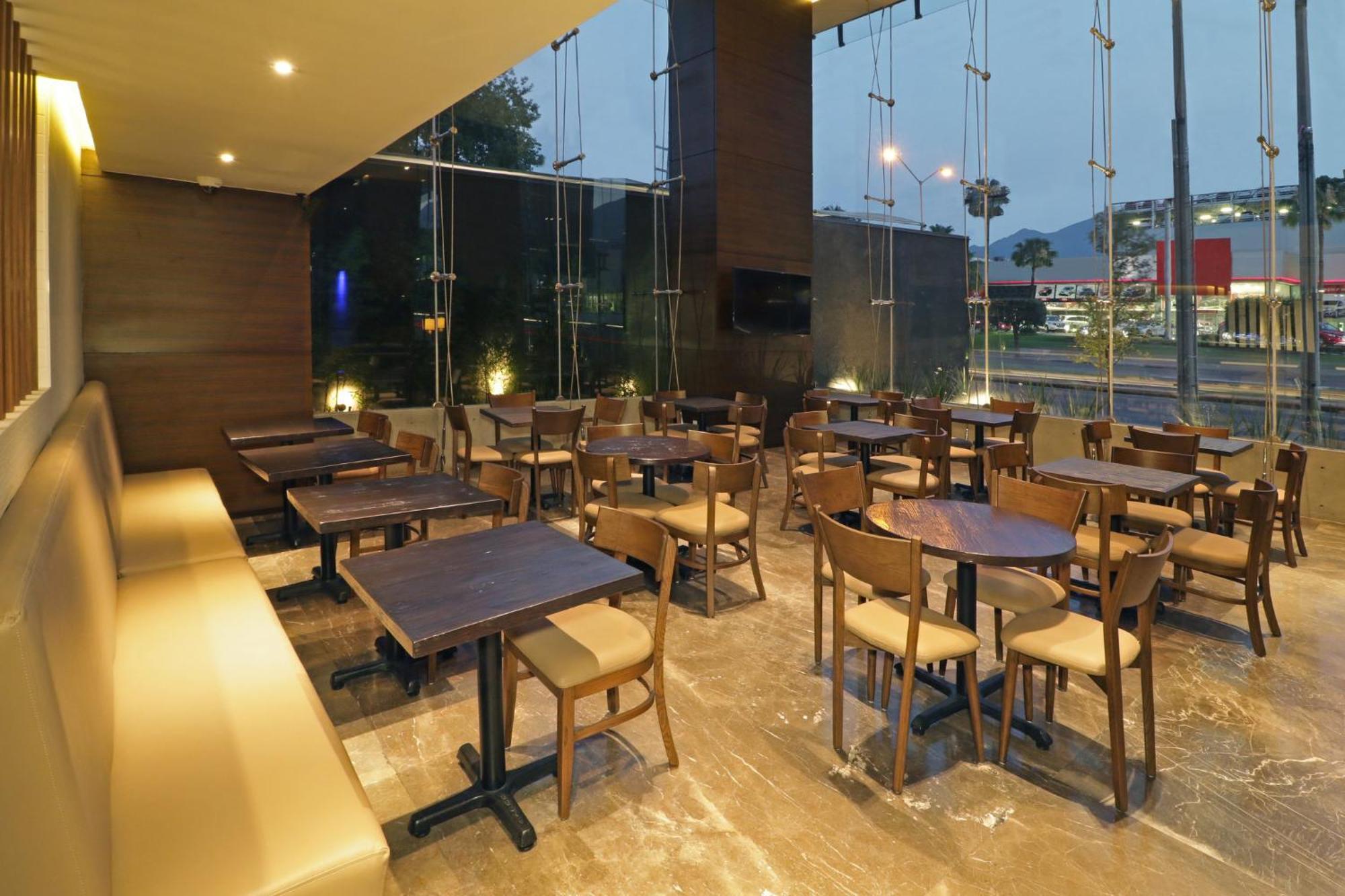 Holiday Inn Express & Suites Monterrey Valle By Ihg San Pedro Garza Garcia Екстер'єр фото
